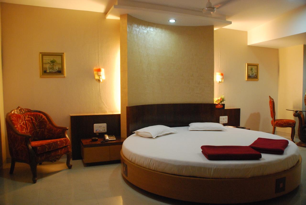 Abhishek Beach Resort And Spa Ganpatipule Zewnętrze zdjęcie
