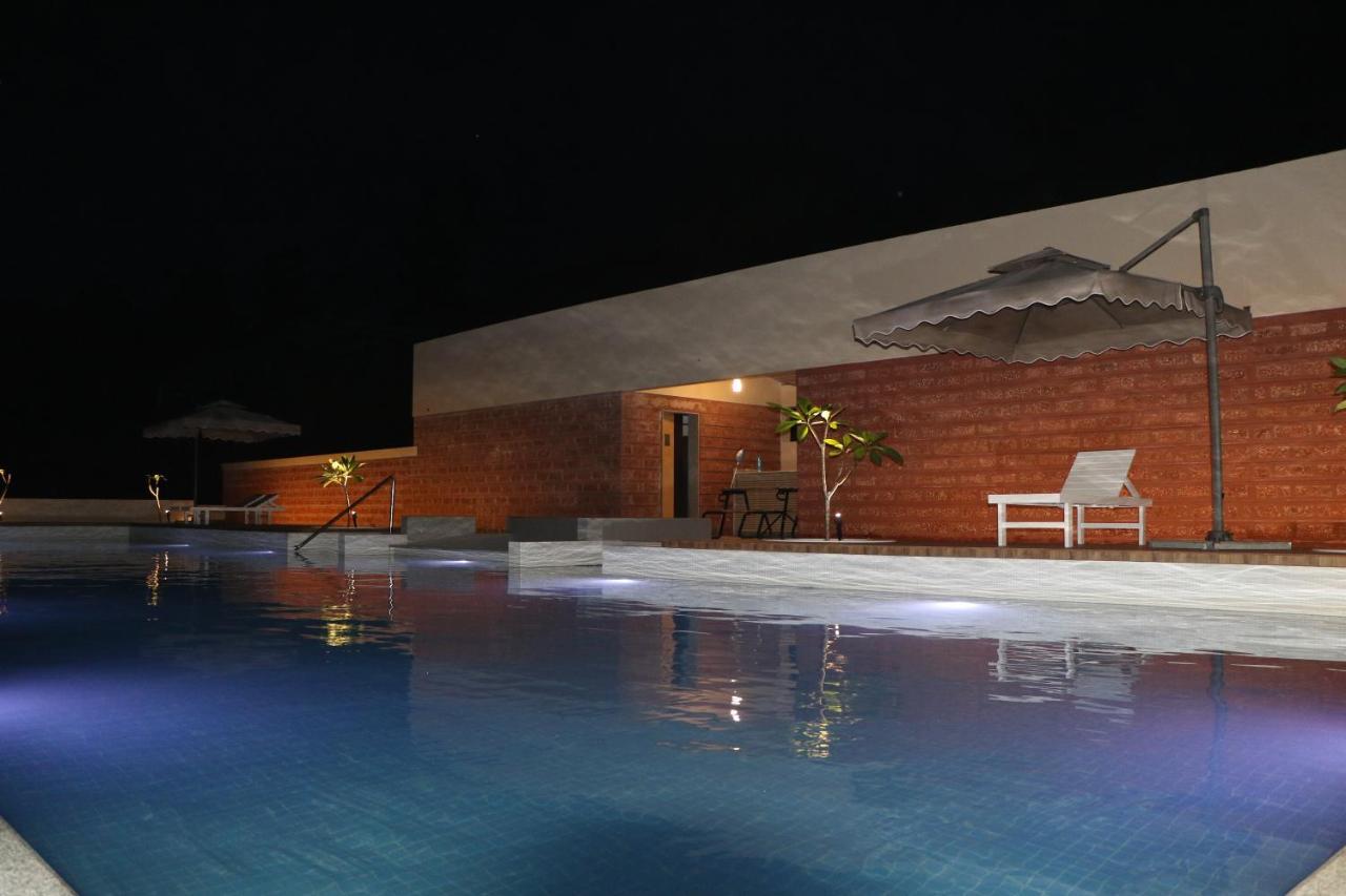 Abhishek Beach Resort And Spa Ganpatipule Zewnętrze zdjęcie