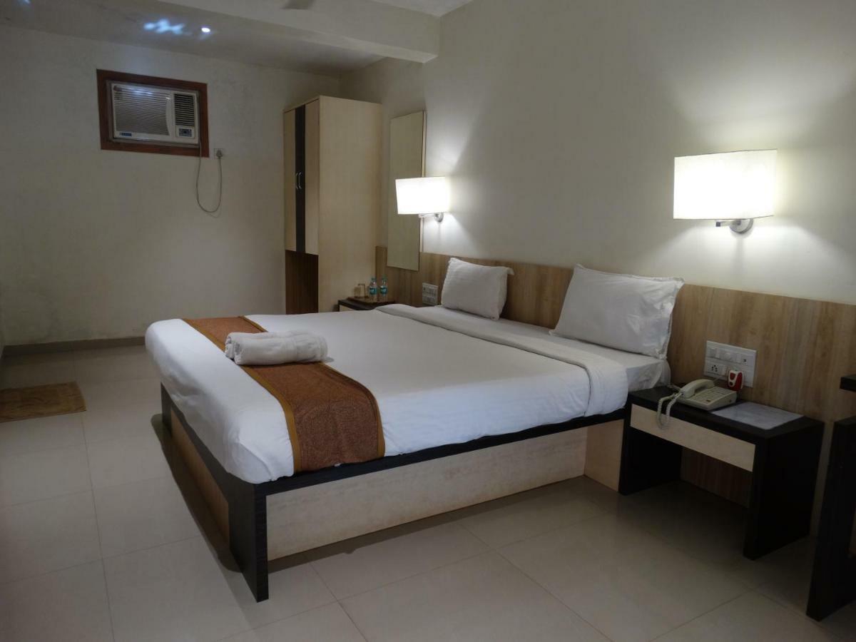 Abhishek Beach Resort And Spa Ganpatipule Zewnętrze zdjęcie